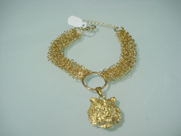 Pulseira com corrente diamantada